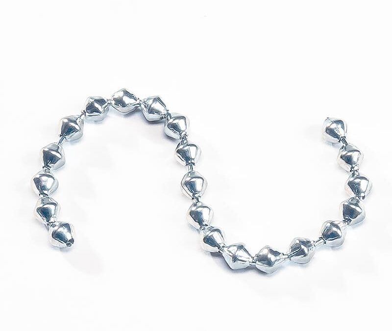 Rhomb chains